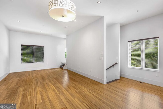 Building Photo - 1672 DeKalb Ave NE