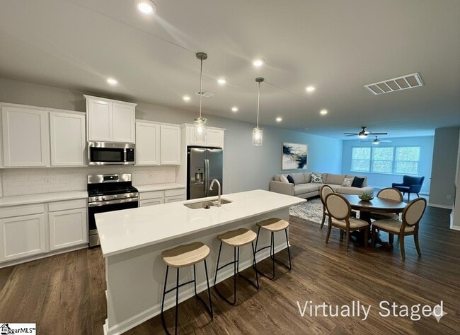 Building Photo - 325 Gooding Trl