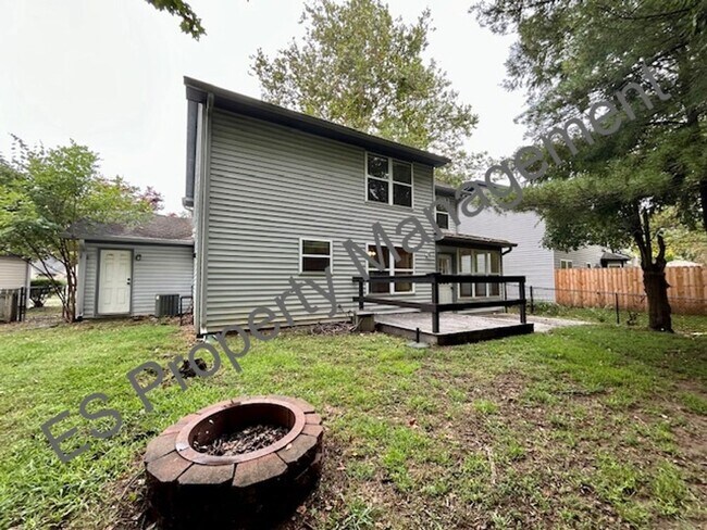 Building Photo - Wonderful 3 Bedroom 2.5 Bathroom Two Story...