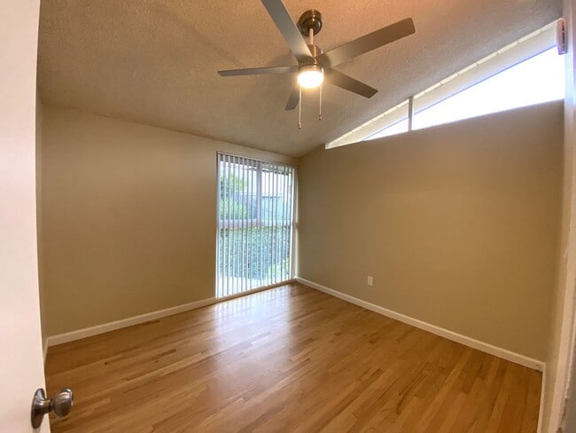 Building Photo - m458 - Fujihara