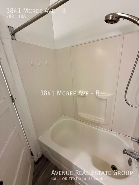 Building Photo - 3841 McRee Ave