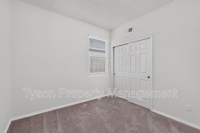 Building Photo - 6412 Sincho Ave