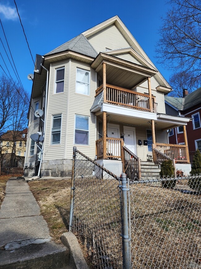 Primary Photo - 25 Laurel St