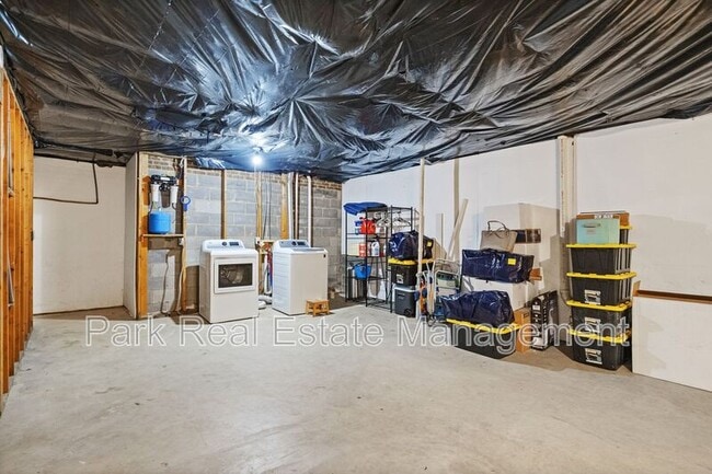 Building Photo - 126 Shady Spring Pl