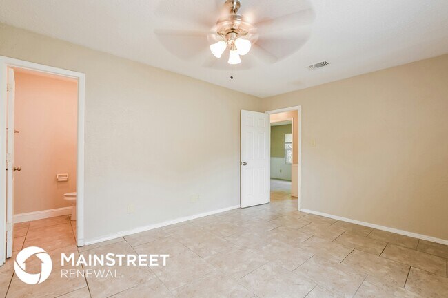 Building Photo - 574 Sundown Ct