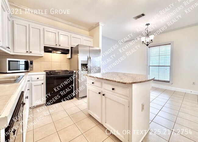 Building Photo - 3321 Myrtle Grove Dr
