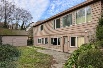 Building Photo - 3bd/3ba Seattle Home