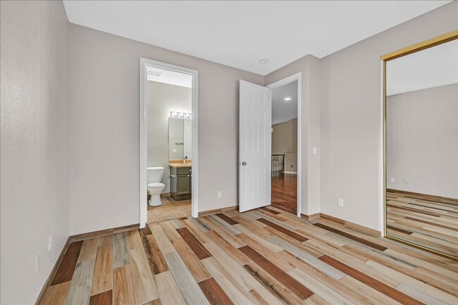 Building Photo - Fully Upgraded 5 Bedroom 4.5 Bathroom in Guard Gated Foothills Community!