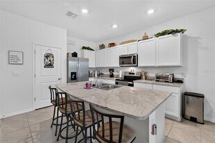 Building Photo - 33046 Major Oak Dr