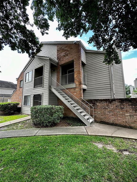 Building Photo - 6701 Sands Point Dr