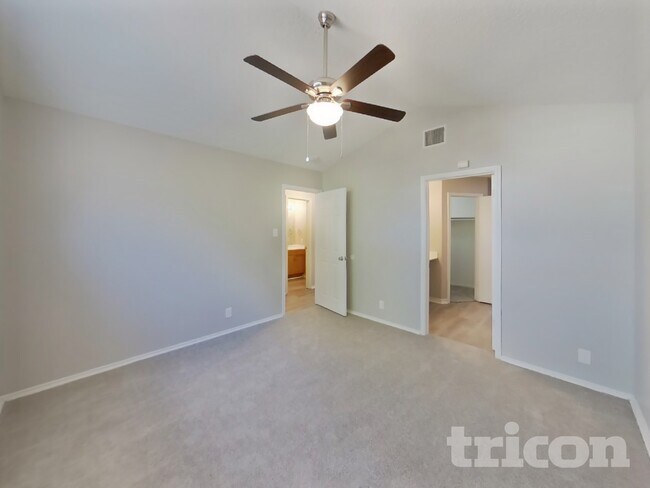 Building Photo - 10223 Canton Fld Dr