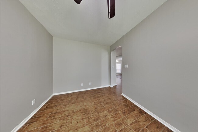 Building Photo - 3718 Lauderwood Ln