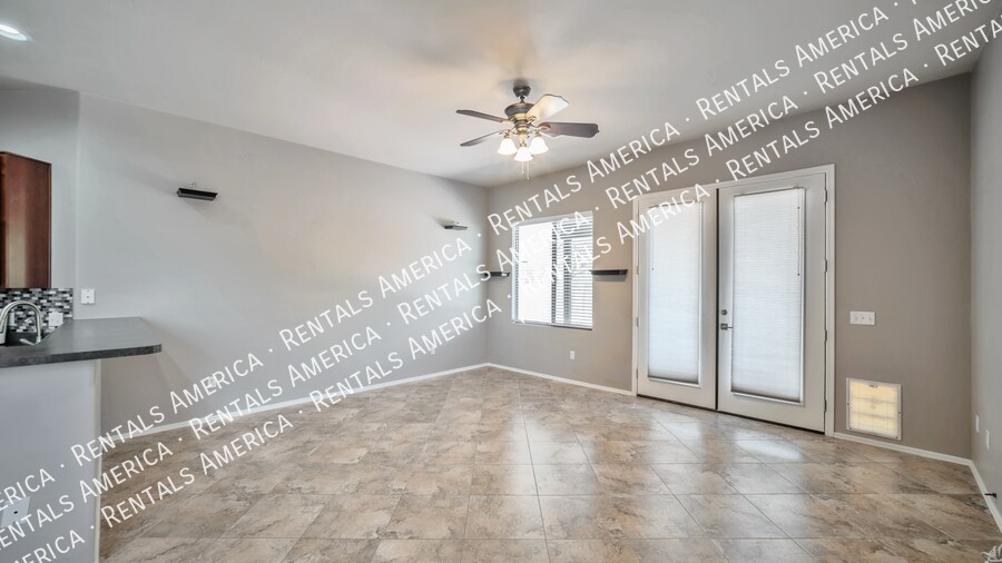 Building Photo - 10430 E Rita Ranch Crossing Cir