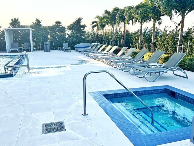 Building Photo - 7901 Hispanola Ave