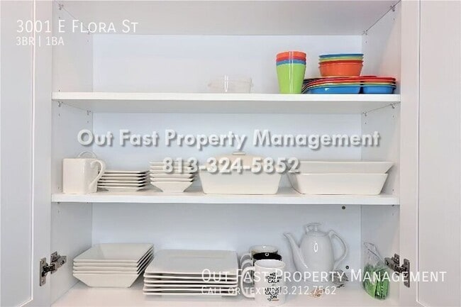 Building Photo - 3001 E Flora St