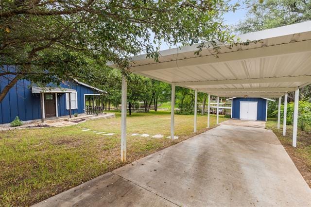 Building Photo - 2545 Forest Park Dr