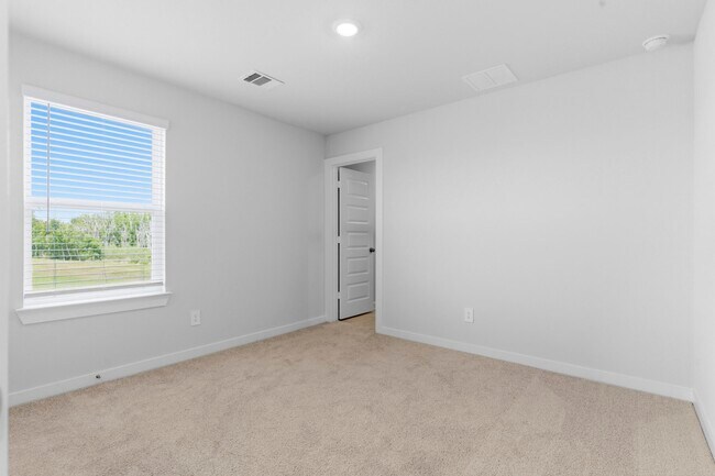 Building Photo - 5403 Kingdom Heights Blvd