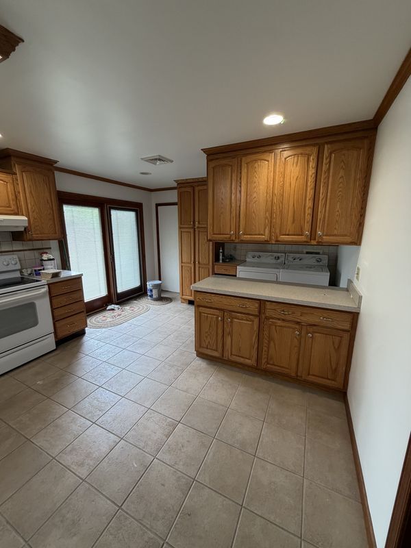 Building Photo - 5391 Chapmans Rd