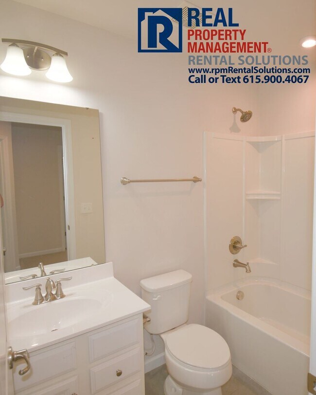 Building Photo - Gorgeous home in Three Rivers Community! N...