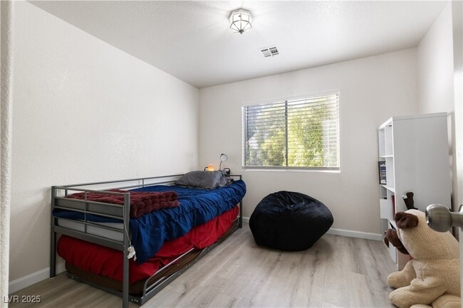 Building Photo - 7820 Mount Angel Dr