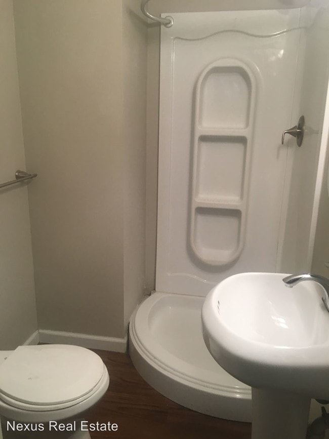 Building Photo - 4 br, 2 bath Apartment - 1509 Bingham Street