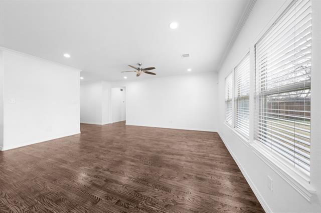 Building Photo - 810 N Walnut St