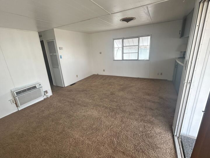 Building Photo - 530 S Alma School Rd