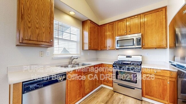 Building Photo - 1220 Hidden Creek Pl