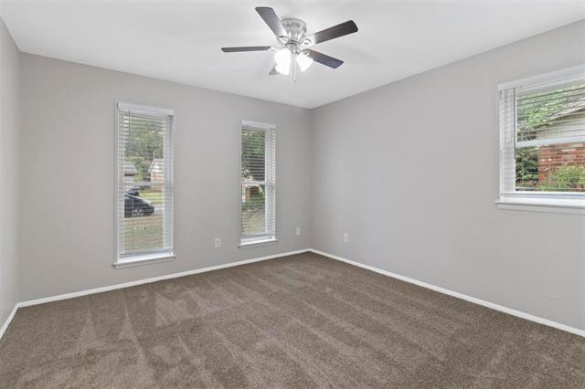 Building Photo - 5904 Emerson Dr