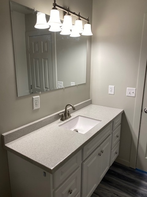 Bathroom-lots of counter space - 626 Vattier St