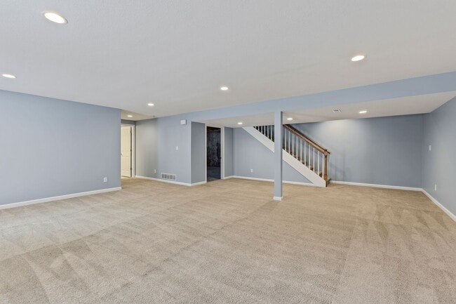 Building Photo - 2419 Destiny Ct E