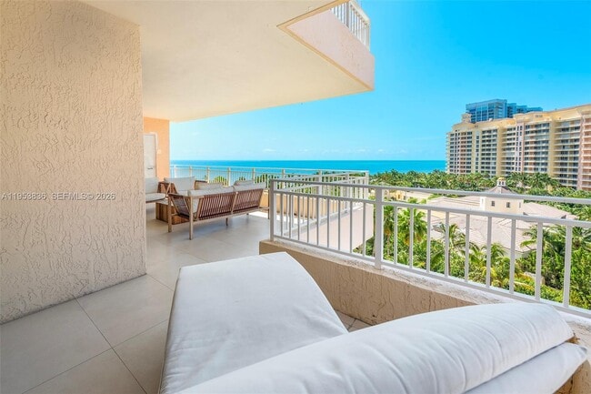 Building Photo - 791 Crandon Blvd