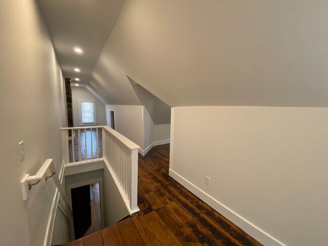 Building Photo - Price Ave 49-51 NCR