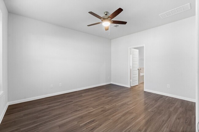 Building Photo - 13357 Burbot Dr