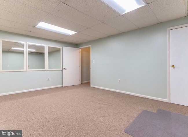 Building Photo - 7866 Archbold Terrace
