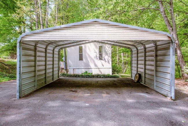 Building Photo - 7967 Caswell Rd