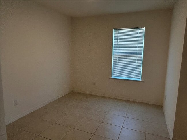 Building Photo - 7785 101st Ct