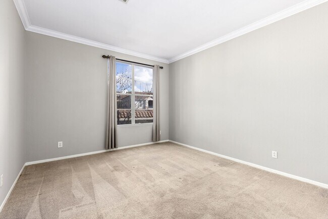 Building Photo - Beautiful Two Bedroom / Two Bathroom Condo Near Del Mar Beaches! Call for showing