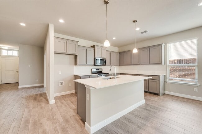 Building Photo - 270 Irish Moss Dr
