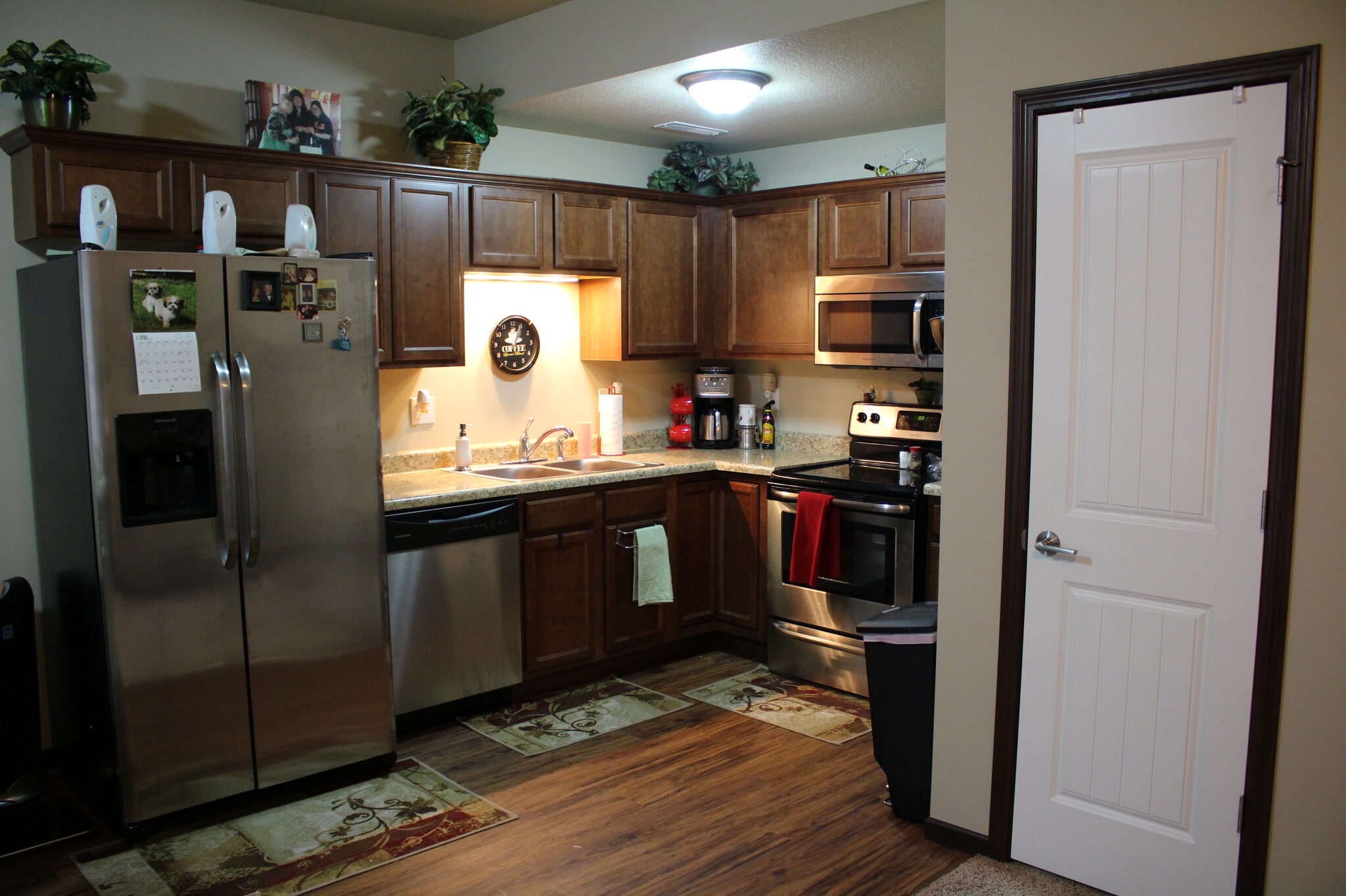 Building Photo - 3708 Ravenwood Cir