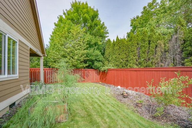 Building Photo - 1403 SE 194th Pl