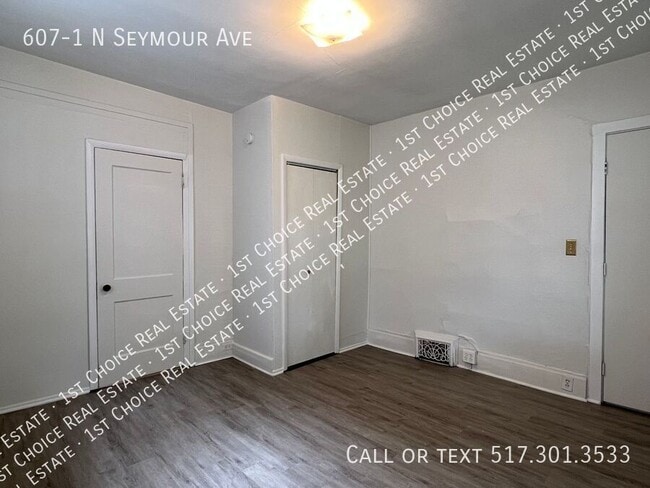 Building Photo - 607-1 N Seymour Ave-