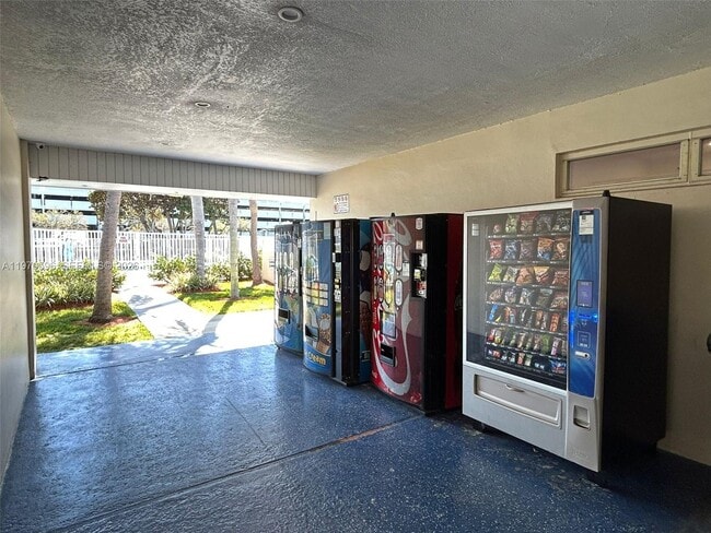 Building Photo - 7426 SW 82nd St