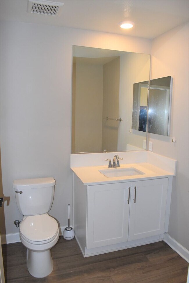 Building Photo - 16755 Coyote Bush Dr