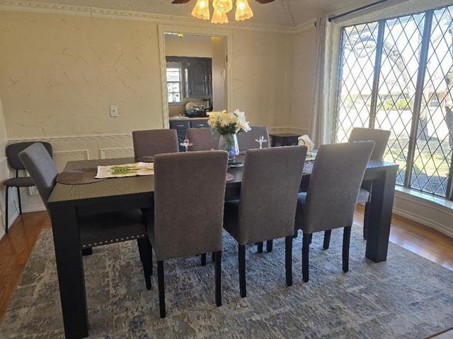 Building Photo - 2004 Cherbourg Dr