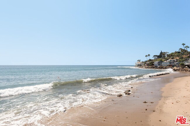 Building Photo - 26666 Seagull Way