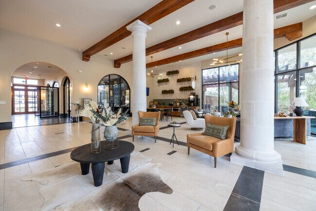 Building Photo - 5511 Pecan Spgs Rd