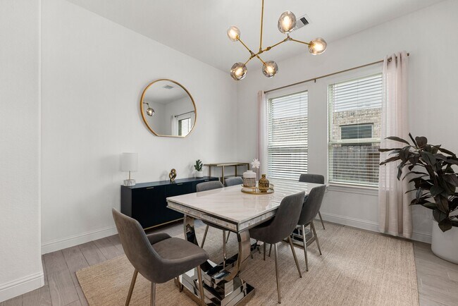 Building Photo - 31611 Donoso Dr