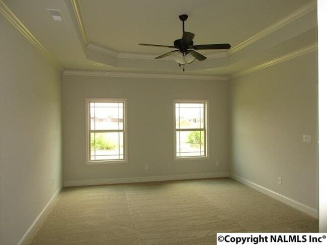 Building Photo - LIKE NEW!  FOUR BEDROOM BRICK HOME IN HAZE...