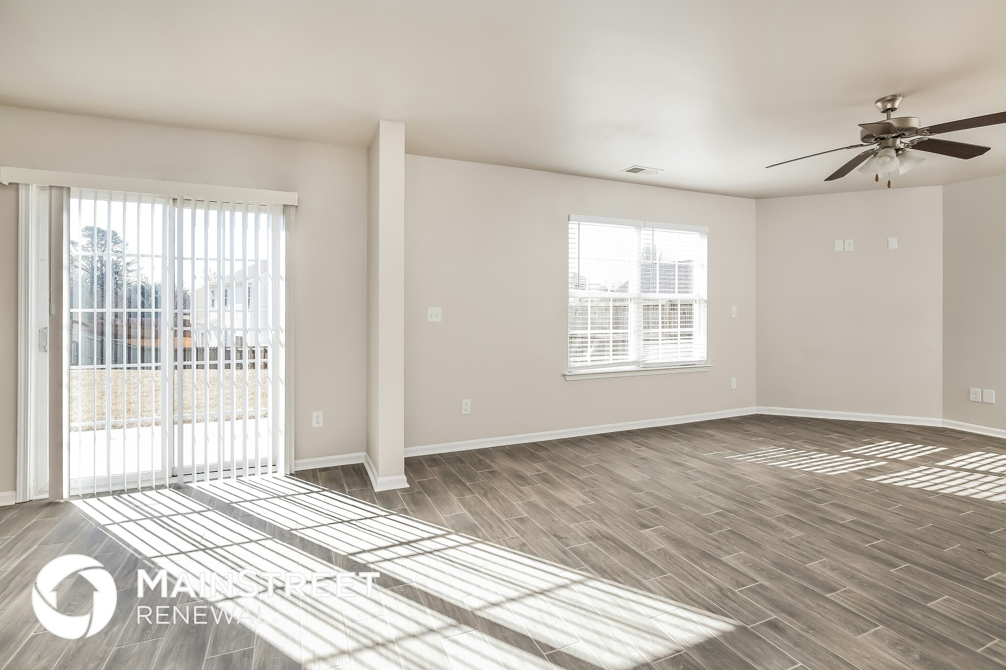 Building Photo - 3994 Creekmoore Dr